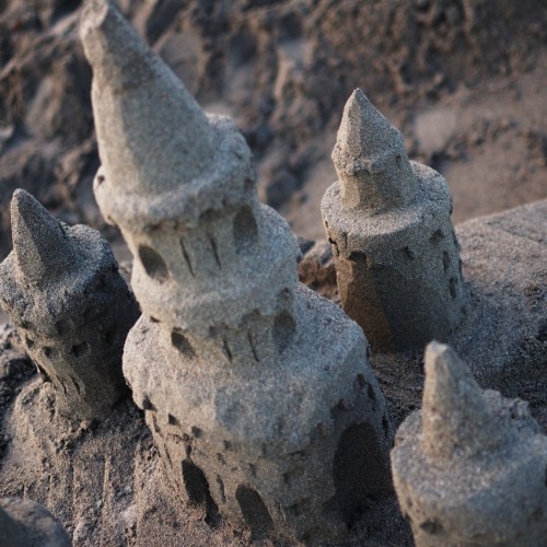 砂のお城アップ