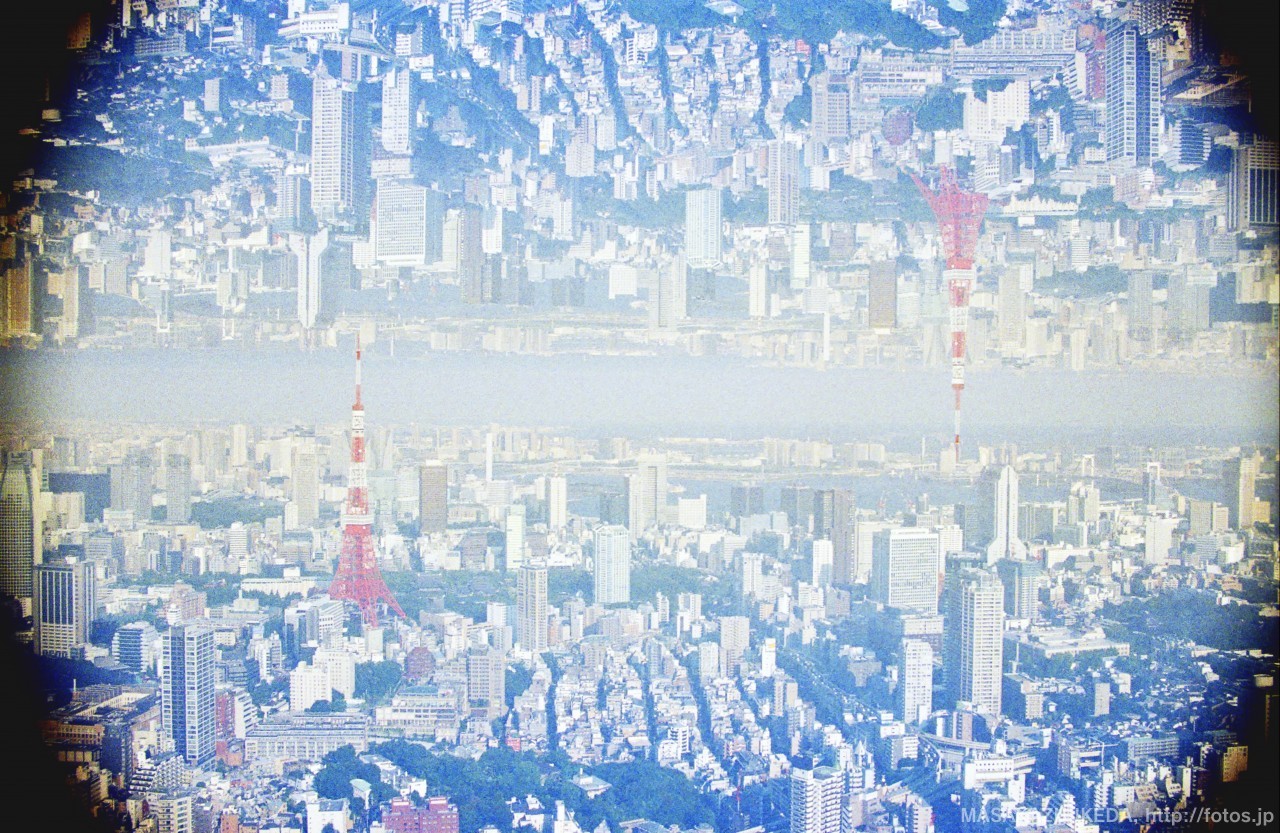 多重露光作品「東京タワーの間」